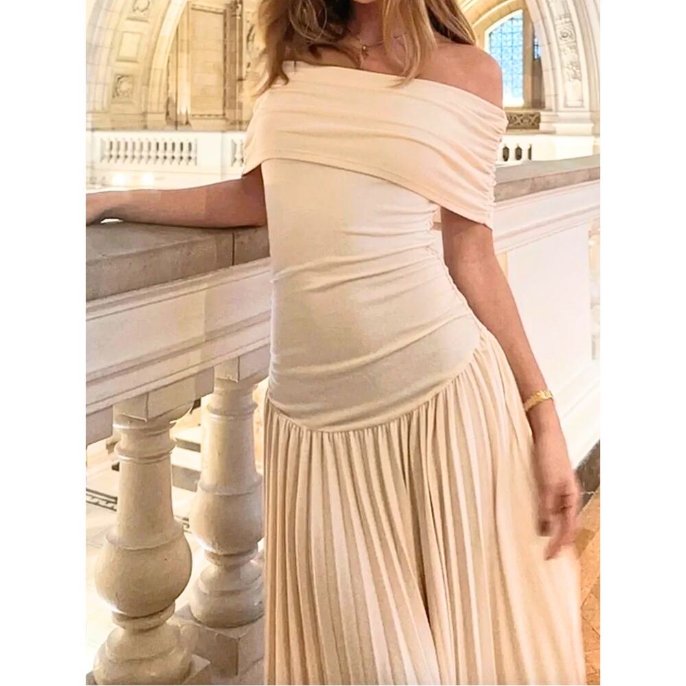 Lioness Field of Dreams Maxi Dress Size Medium Oatmeal Beige Tan Boho Formal